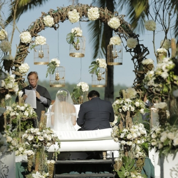 Mobarak & Dahlia - Wedding, Birthday and Event Decorator in Davao City